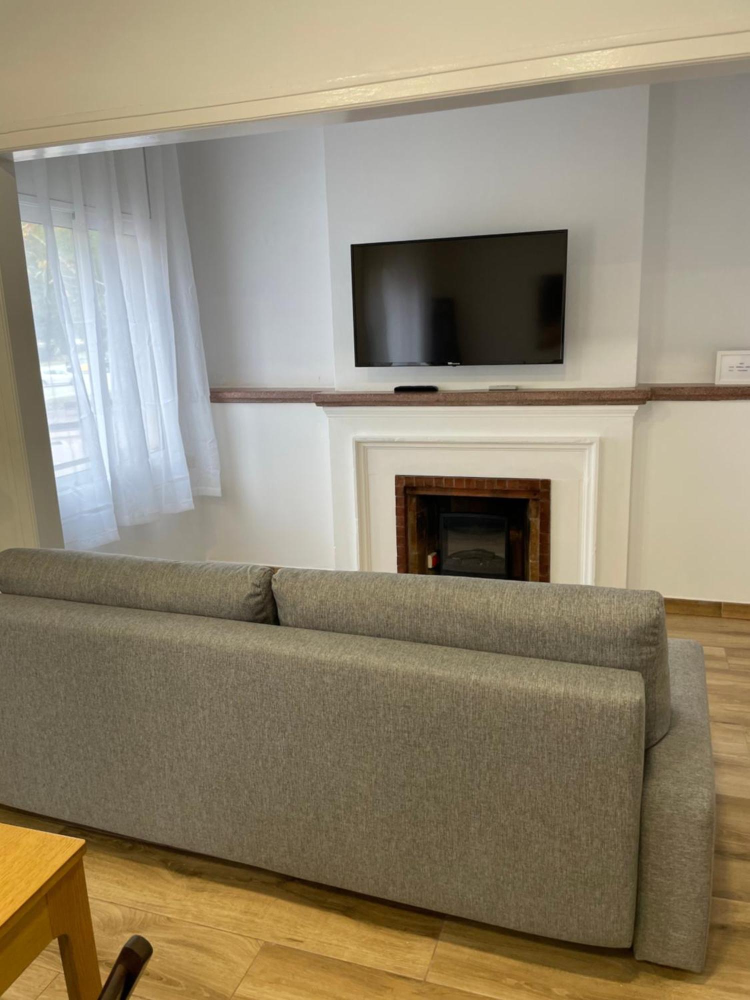 Apartamentos Tarradellas Sants Estacio Barcelona Eksteriør bilde