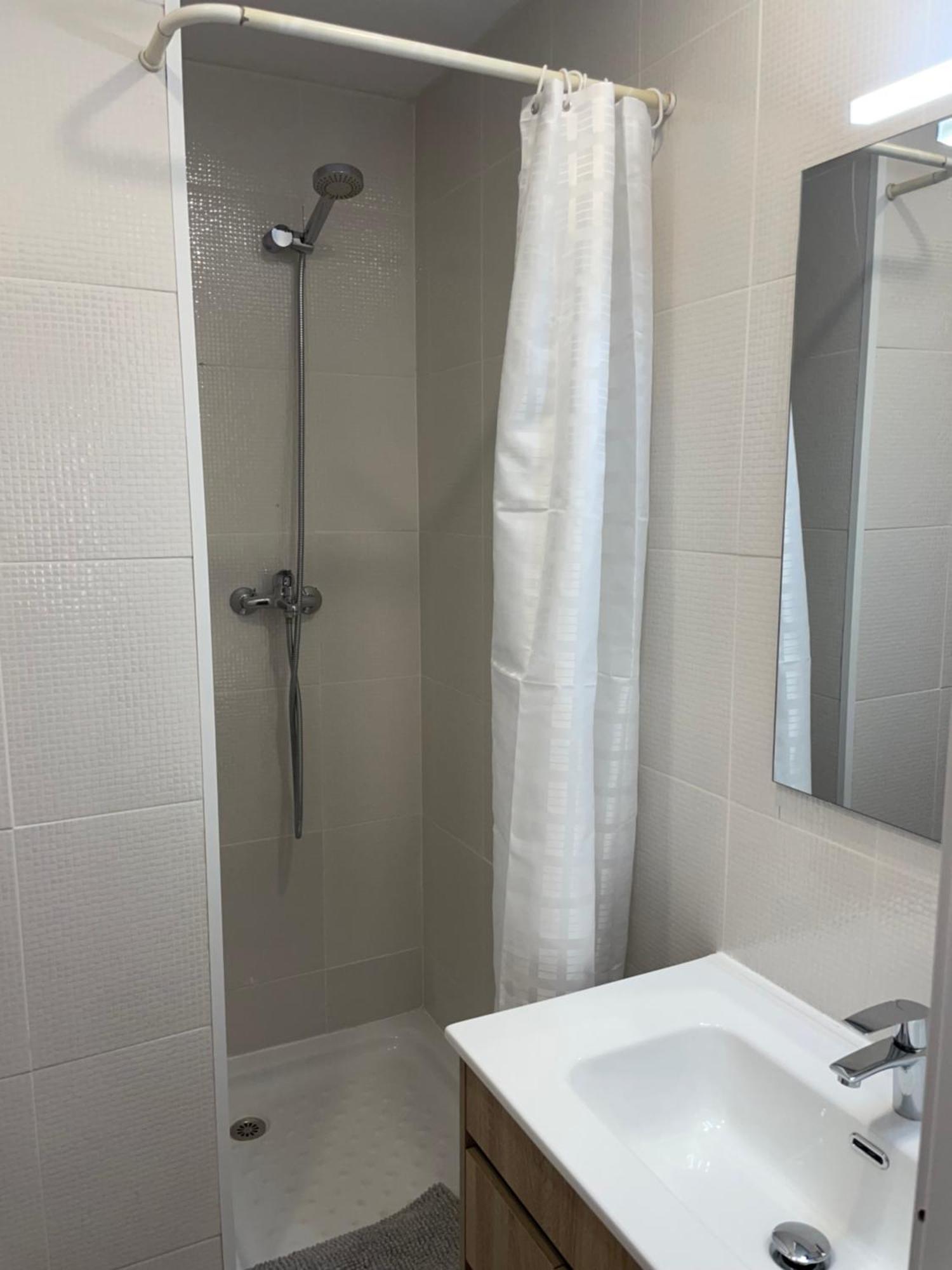 Apartamentos Tarradellas Sants Estacio Barcelona Eksteriør bilde