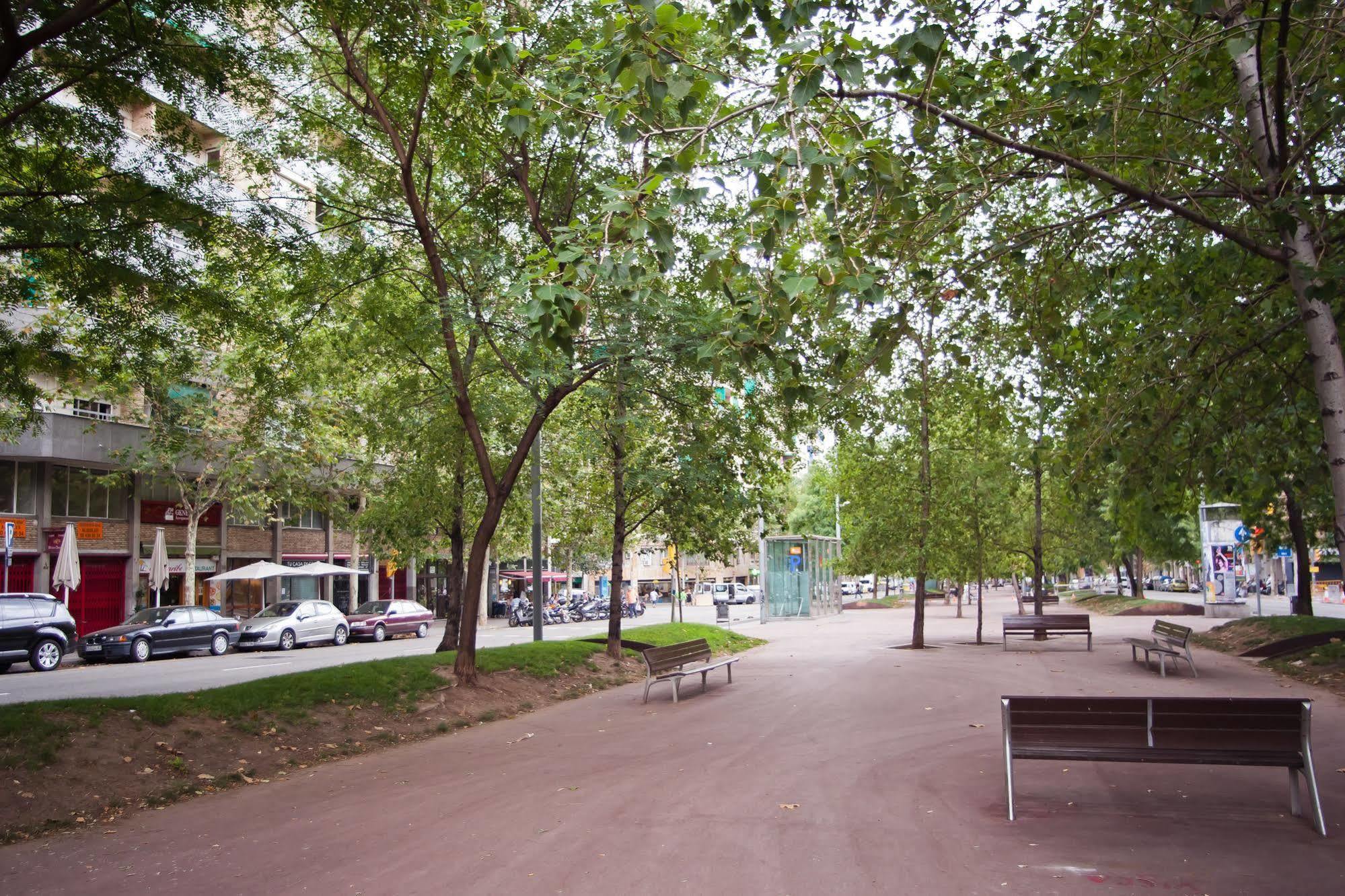 Apartamentos Tarradellas Sants Estacio Barcelona Eksteriør bilde