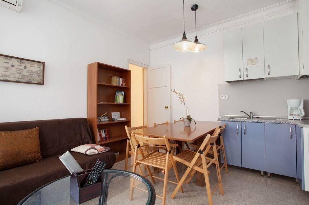 Apartamentos Tarradellas Sants Estacio Barcelona Eksteriør bilde